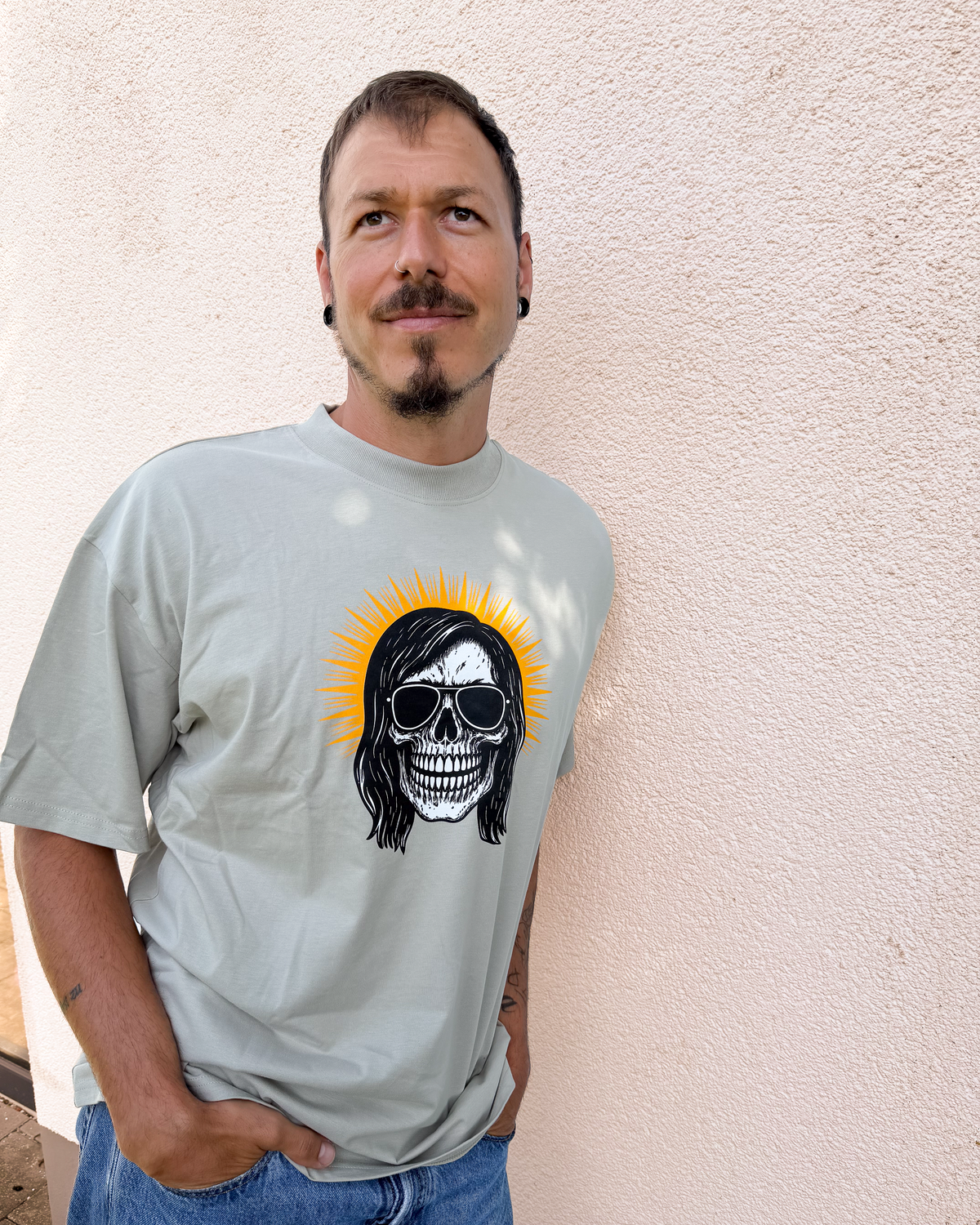 Unisex T-Shirt "Men Skull"